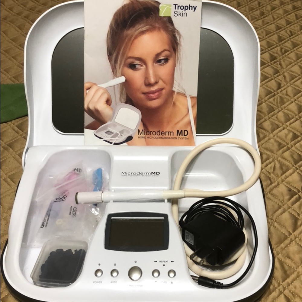 Trophy Skin Home Microdermabrasion System